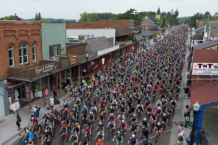 Melisa Rollins and Keegan Swenson both produced incredible performances to win the 30th anniversary of the Life Time Leadville Trail 100 MTB presented by Kenetik.