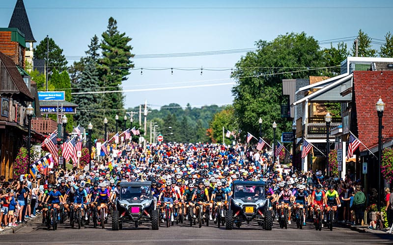 Highlights of the 2025 Life Time Chequamegon MTB Festival, featuring stunning solo victories from Melisa Rollins and Alexey Vermeulen.