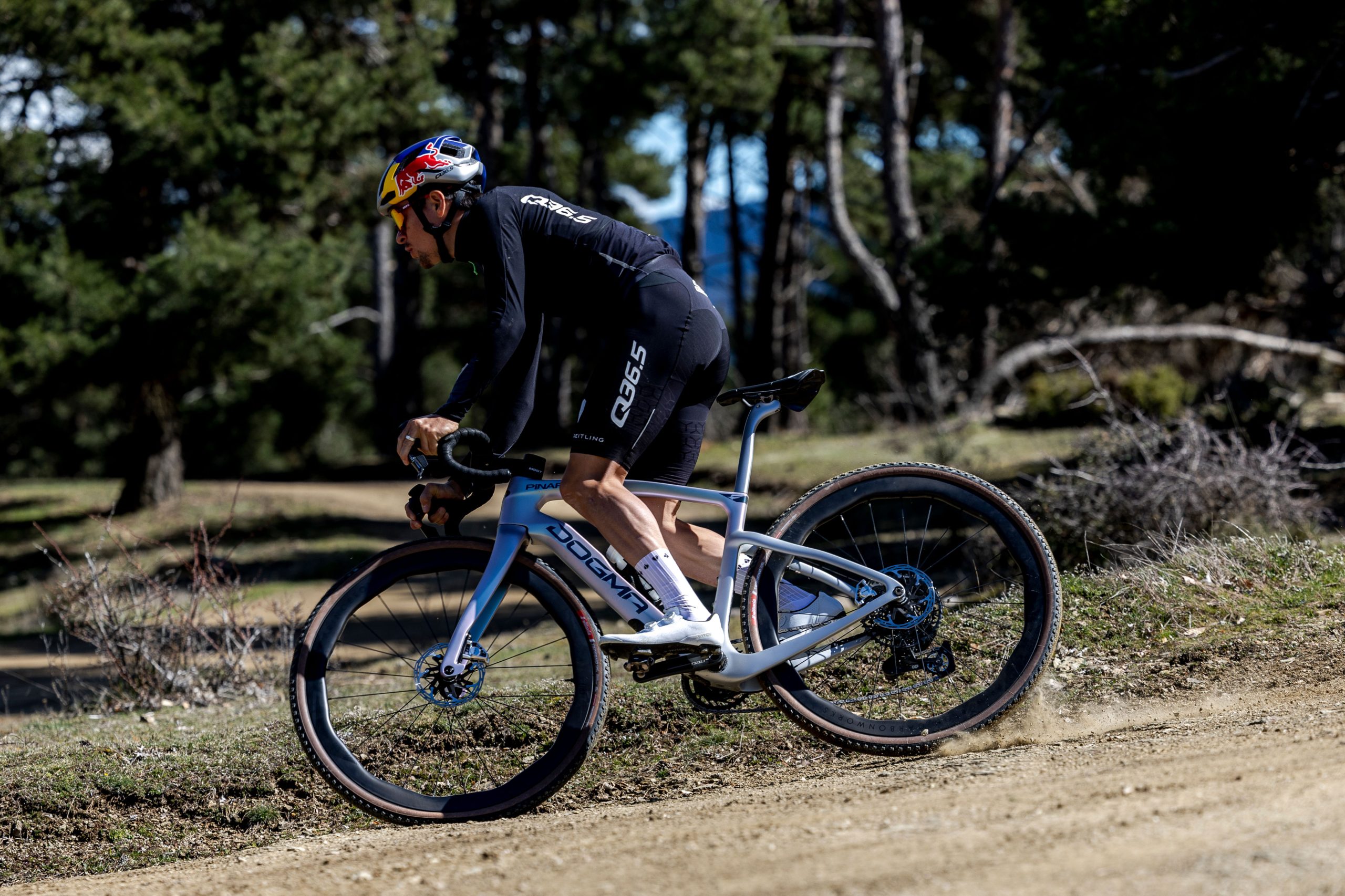 Pinarello unveils its Title Sponsorship of the Q36.5 Pro Cycling Team. A new era in cycling begins in 2026