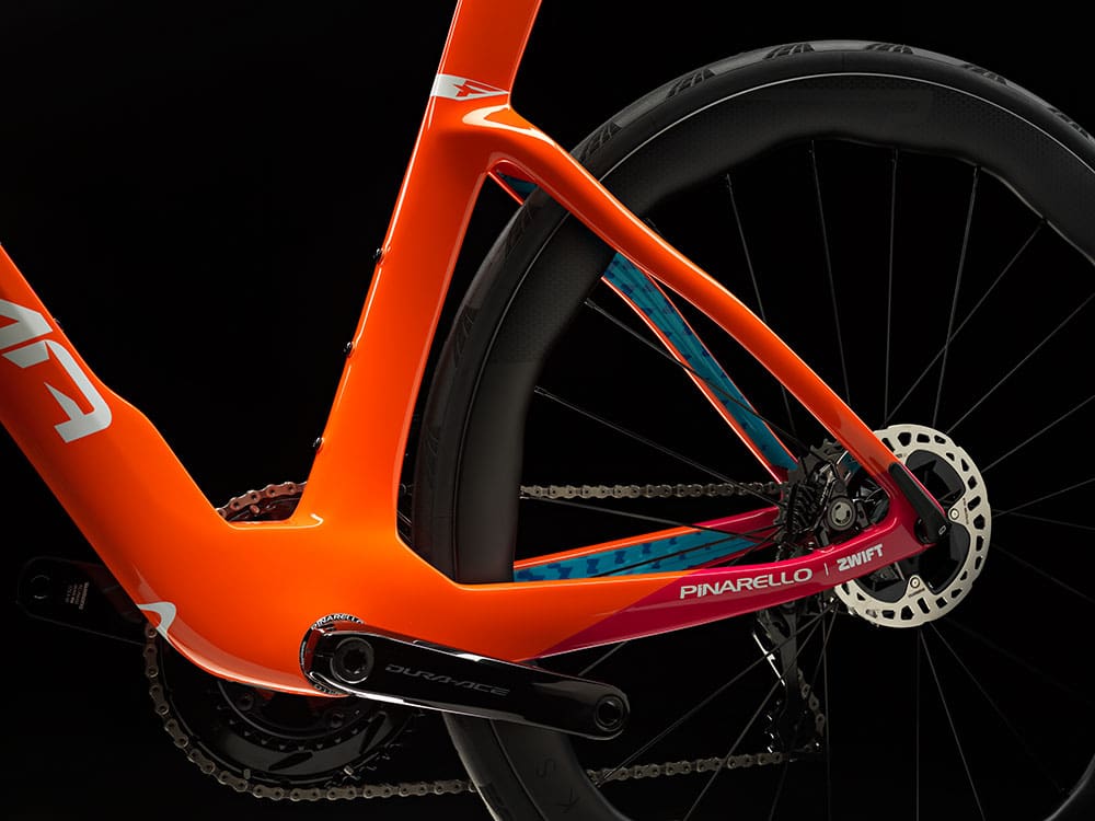 Pinarello DOGMA F Zwift